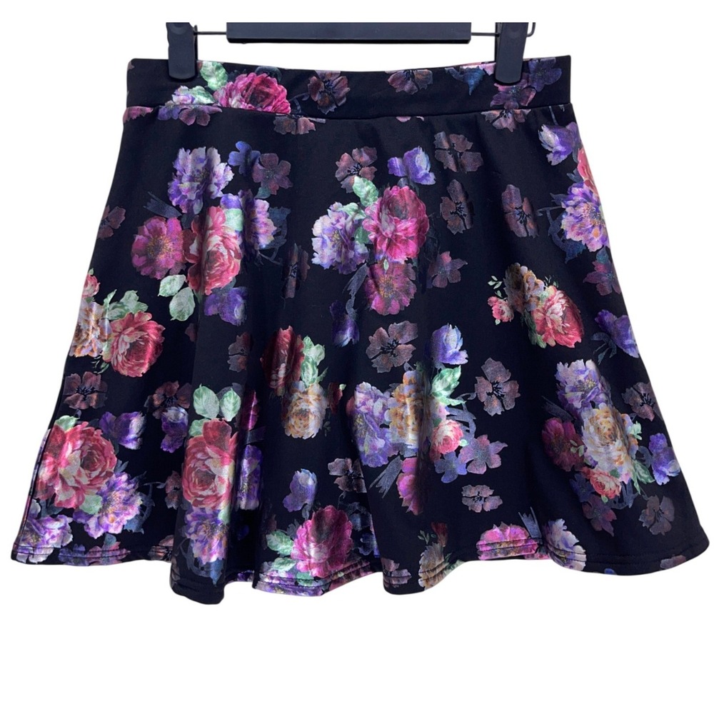 Freestyle Revolution Black Floral Skater Skirt Large Metallic Print